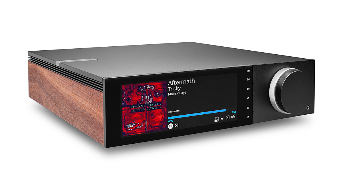 Cambridge_EVO150_Packshot_HighFrontThreeQWood-TWeb