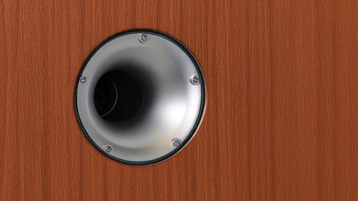 Speaker Box Alignments from Numerical Optimization – The Quasi-Chebyshev Alignment Speaker Box Alignments from Numerical Optimization – The Quasi-Chebyshev Alignment