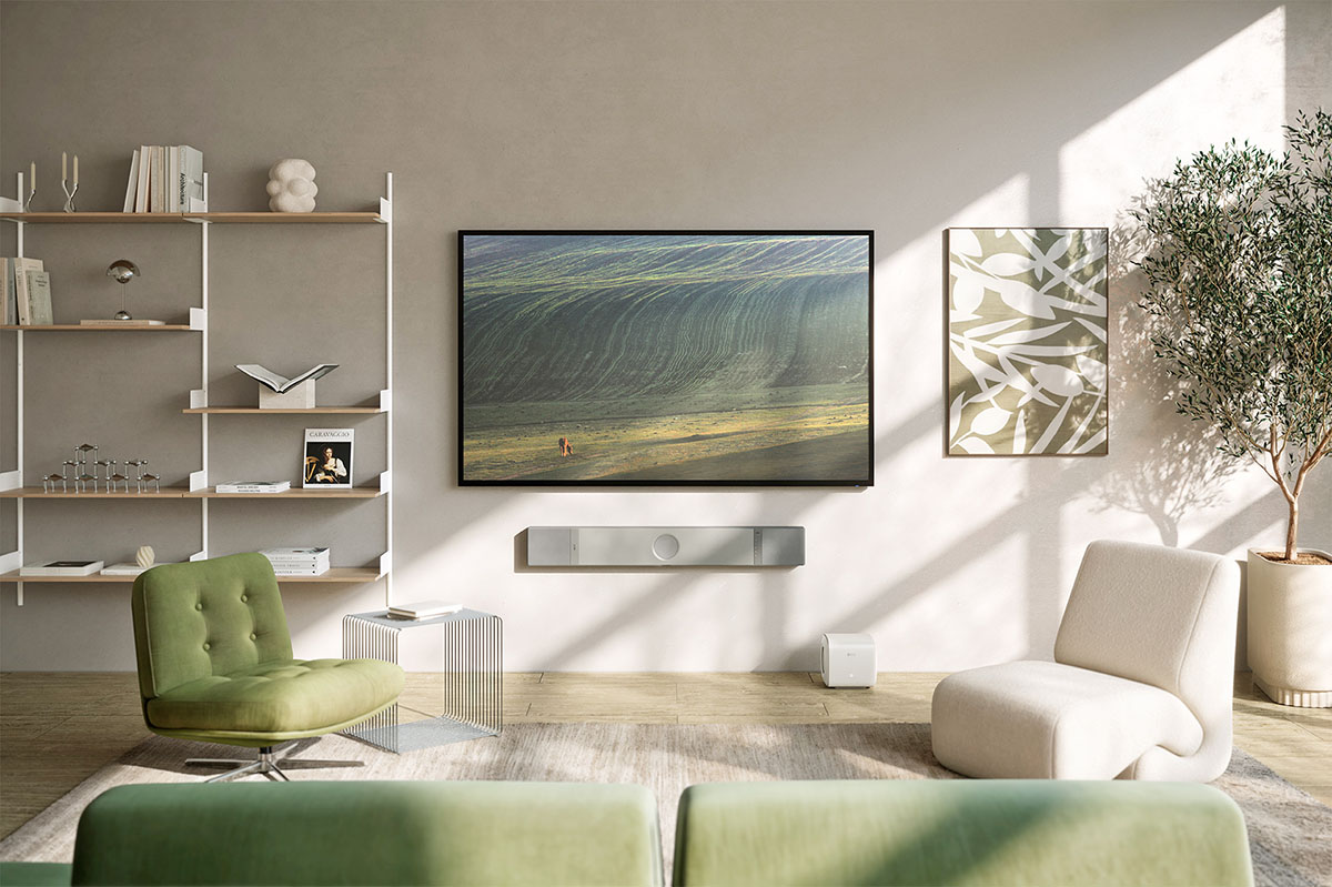 KEF Introduces Signature XIO Soundbar with Multi-Driver and Processing Innovations KEF Introduces Signature XIO Soundbar with Multi-Driver and Processing Innovations