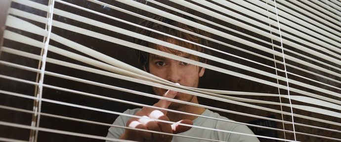 Under the Silver Lake still