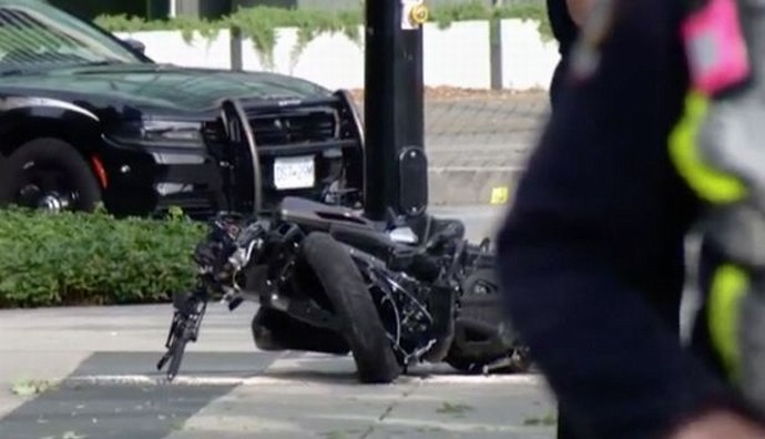 Motorcrash Deadpool2