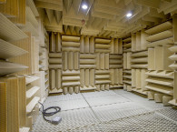 Speaker and Microphone Measurements: Eliminate Reflections While Testing