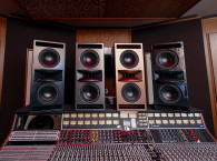 Symphonic Acoustics Debuts 2X8V Ultra High-End Studio Monitors
