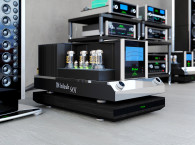 A Proper Foundation: McIntosh Announces Two Amplifier Stands