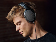 Sennheiser Unveils New HD 550 Headphones That Are Actually Very Good but Look Exactly Like Other Sennheiser Headphones