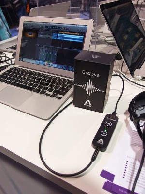 Apogee groove portable usb dac headphone amp for macbook