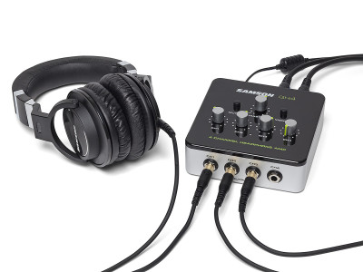 Samson Launches New QH4 4-Channel Compact Desktop Headphone Amplifier