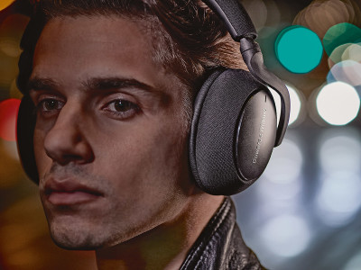 Bowers & Wilkins Launches Special PX7 Carbon Edition Wireless Headphones to Celebrate a Decade of Headphone Success