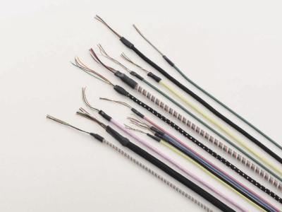 Roboden Elastic Cable - A Great Idea Finally at a Reasonable Price