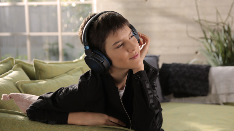 Head tracking sales headphones