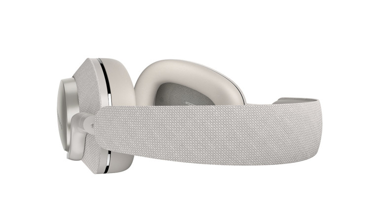 Bowers & Wilkins Introduces Px7 S2 Over-Ear Active Noise Bowers & Wilkins Introduces Px7 S2 Over-Ear Active Noise