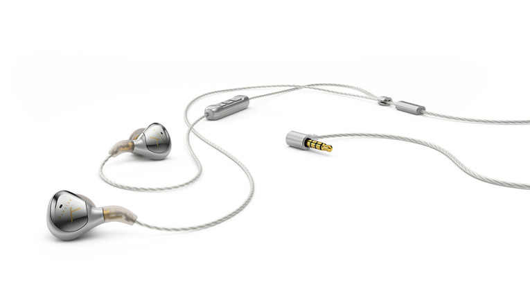 Beyerdynamic Introduces Second Generation Xelento Remote and