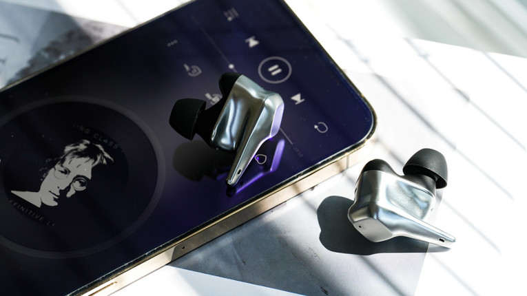 Hifiman Introduces Scaled Back SVANAR Wireless LE and Jr