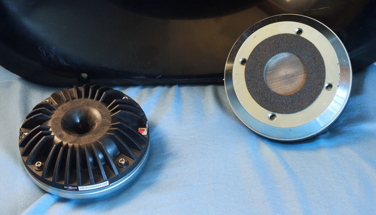 496_B&CSpeakers-DE640-16-photo2-TWeb.jpg