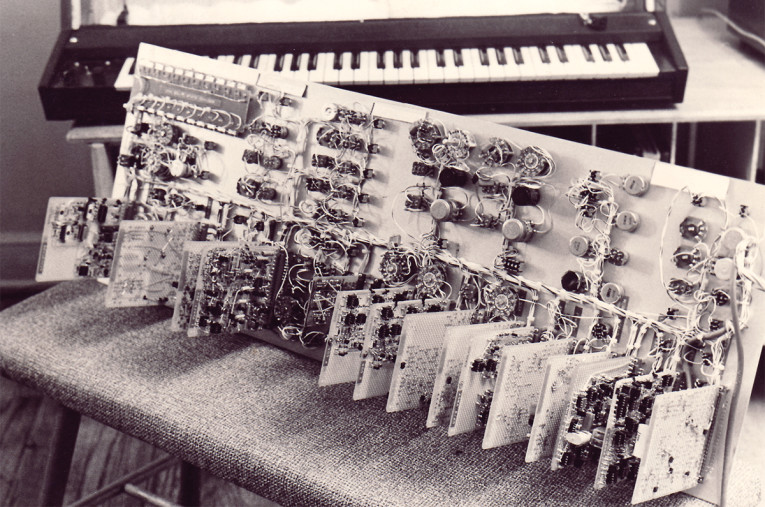 Building a synthesizer outlet
