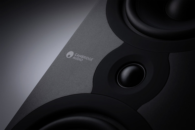 Cambridge audio center speaker top