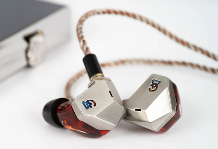 Campfire Audio Celebrates 10 Years with Flagship Andromeda