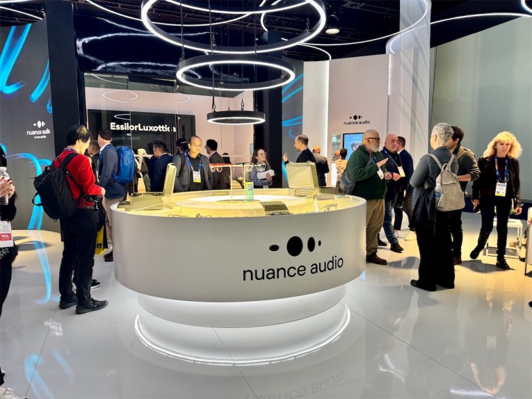 CES2025_EssilorIMG_6695-Web