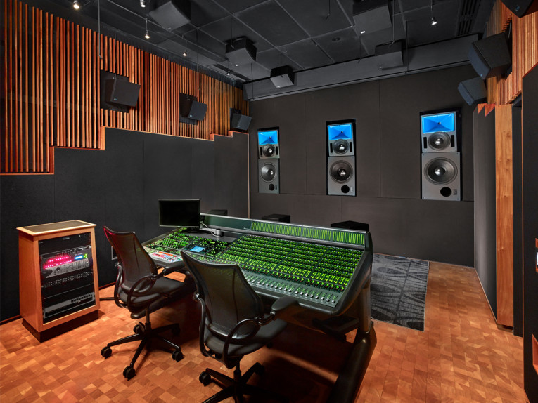 New Meyer Sound Bluehorn Monitor System Provides Phase Accuracy from 25 ...