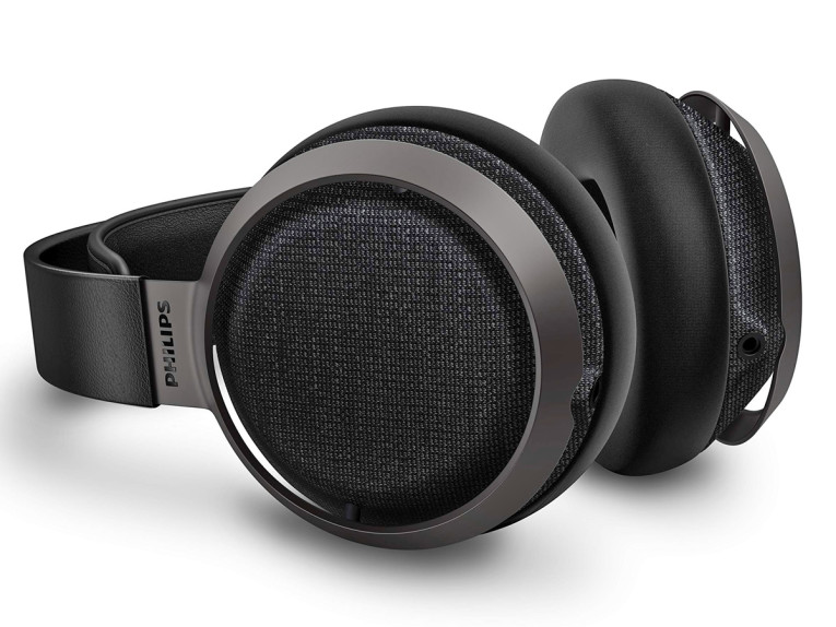 Philips tv hotsell audio out headphones