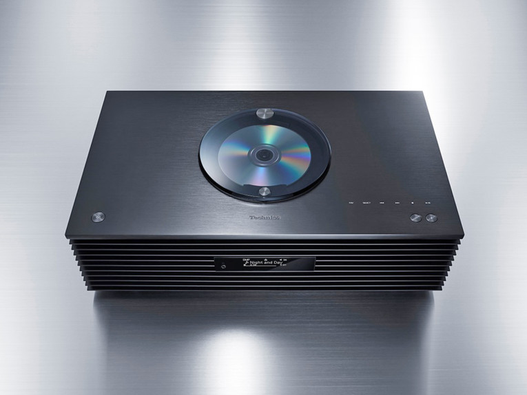 Technics Combines Sound, Design and Function with New OTTAVA f SC
