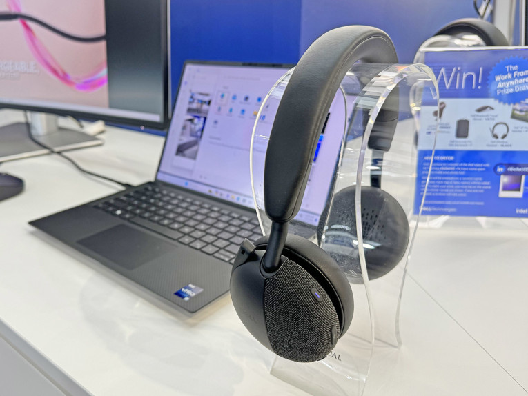 Headphones compatible hotsell with dell laptop