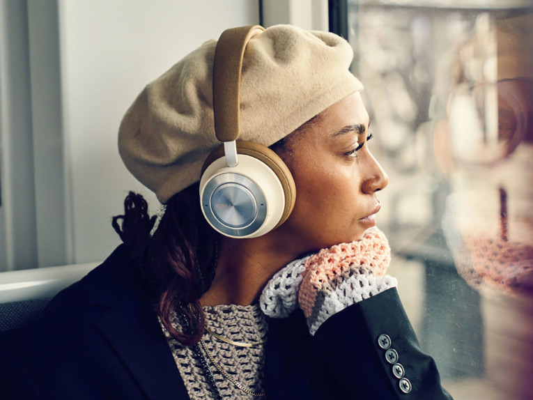 DALI Announces New IO-8 Luxury Headphones with ANC | audioXpress