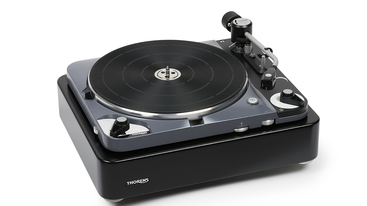 Limited Edition 120-Volt Thorens TD124DD Available in the