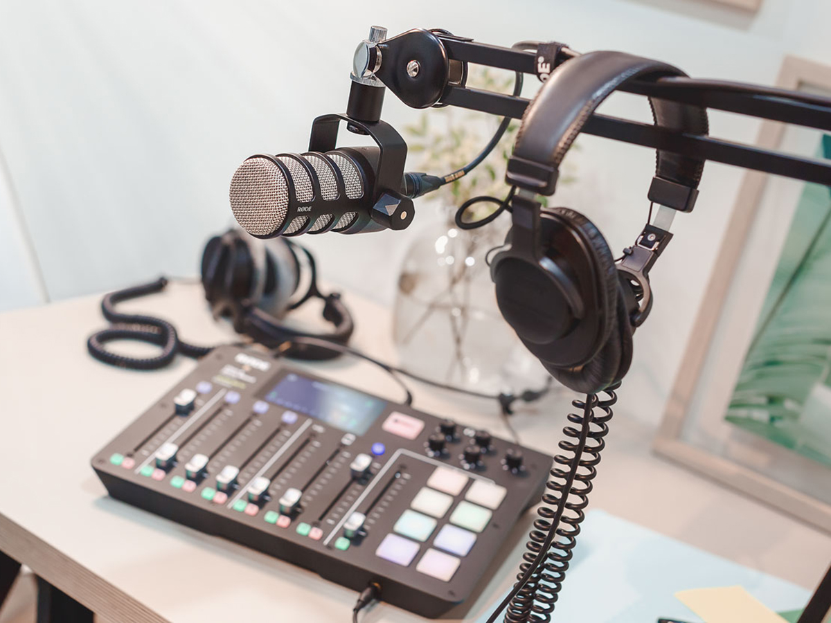 road podcaster mic
