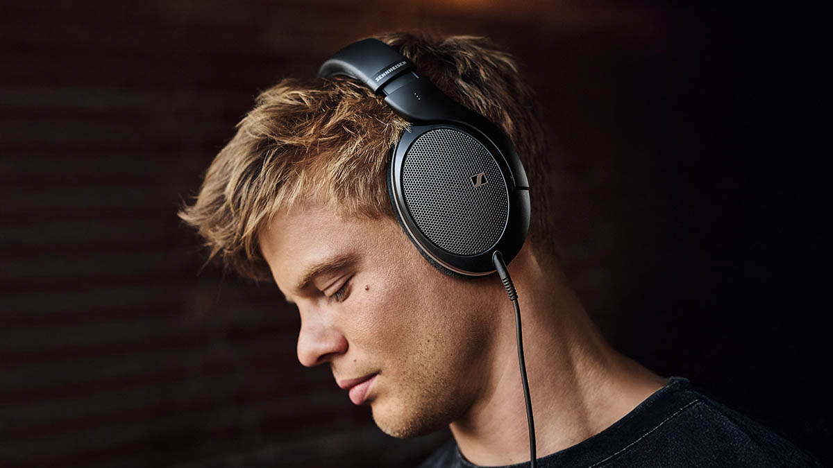 Sennheiser Unveils New HD 550 Headphones That Are Actually Very Good but Look Exactly Like Other Sennheiser Headphones