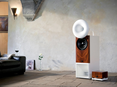 STUdo-HIFI Corneo hoornluidspreker en STUdo 20 draaitafel