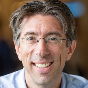 Prof. dr. René Bekkers. 