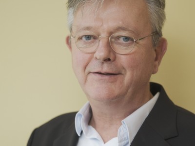 Auteur Marc Noyons. 