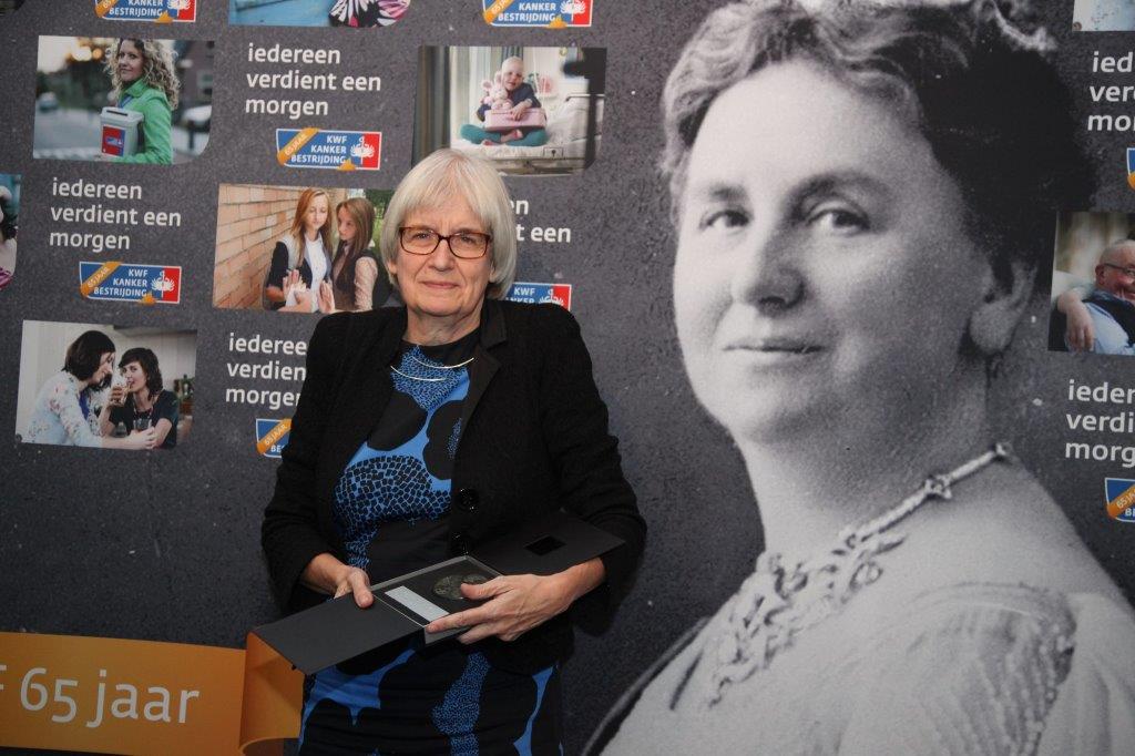Afgelopen jaar ontving Prof. dr. Liesbeth de Vries de Muntendamprijs vanwege haar uitzonderlijke bijdrage aan de kankerbestrijding.