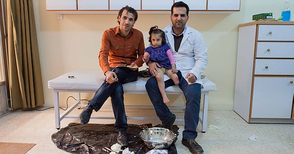 Syrische artsen ontvangen Van Heuven Goedhart-penning 2014