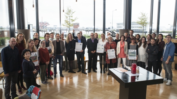 Winnaars Vakjuryprijzen: Amnesty International, Vereniging van Nederlandse Voedselbanken en Nicolaas G. Pierson Foundation.