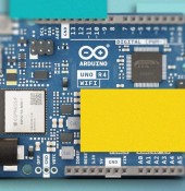 L'Arduino UNO R4 arrive