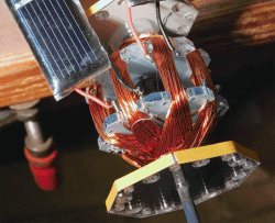 Elektor Mendocino motor : solar panel, coils and wires