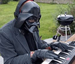 Elektor-video-Olympics-MicroTesla-Darth-Vader