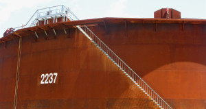Will Oil Prices Rebound in 2016? Interview With Carl Larry