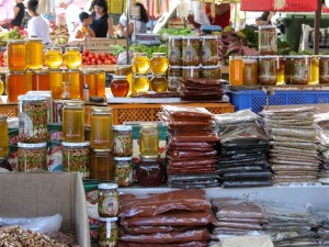 Which Is Greener: Shopping Local or Shopping Online?