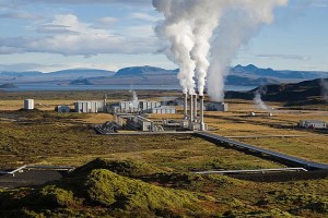 Image: The Nesjavellir Geothermal Power Plant in Þingvellir, Iceland. Public Domain. Source: Wikimedia.