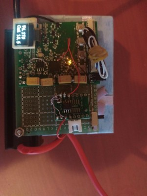 Display charge and discharge current wide range
