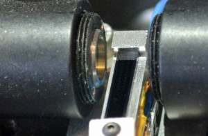 Die eigentliche Uhr ist der schmale schwarze Streifen in der Mitte. Bild: Matthew Chin, UCLA