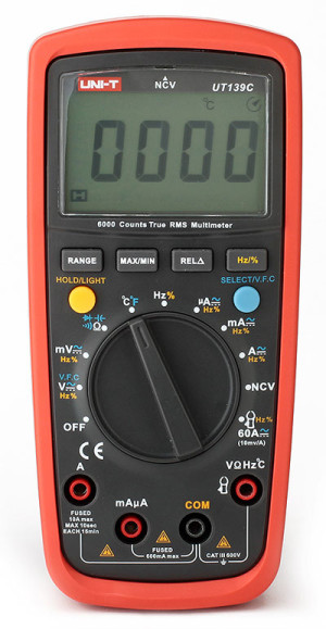 Preiswertes True-RMS-Multimeter