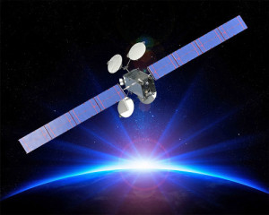 Erster rein elektrischer Satellitenantrieb des Sonnensystems