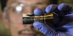 Flexibele accu voor in kleding geïntegreerde elektronica