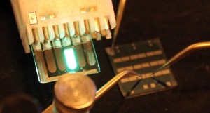 Snelle en goedkope transistoren voor LCD- en OLED-schermen