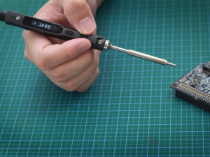 Review: Seeed Studio mini-soldeerbout