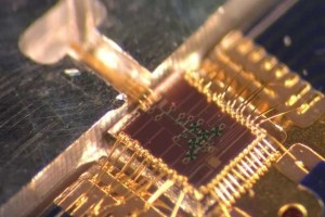 Spinnende moleculen maken nauwkeurige tijdbasis. Foto: MIT